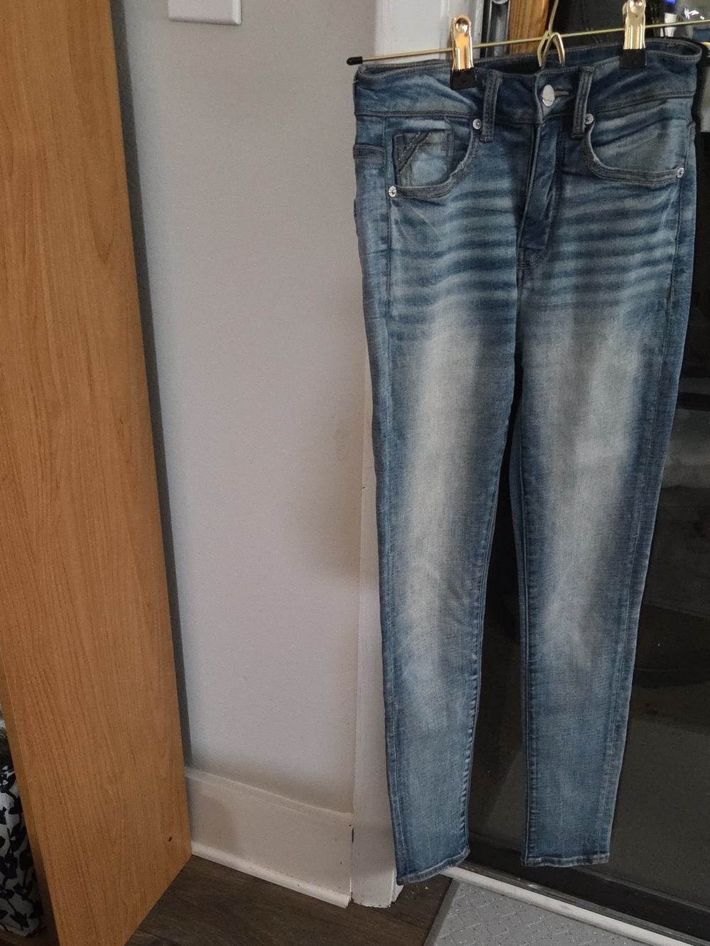 Women’s Faded Blue Slim Fit Jeans